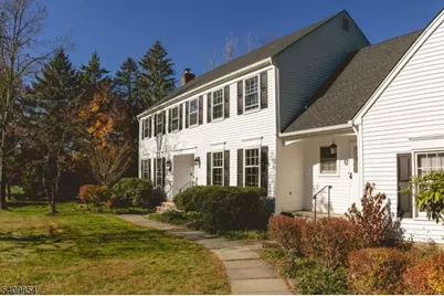 64 Old Coach Rd, Bernards Township, NJ 07920 - Photo 4