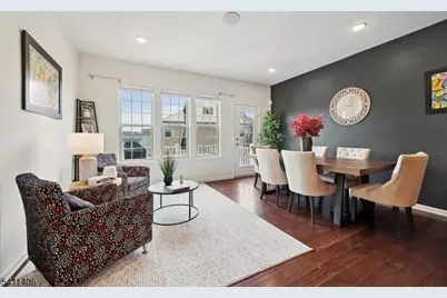 33 Albert Ct, Randolph Township, NJ 07869 - Photo 8