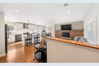 174 Watchung Ter, Scotch Plains Township, NJ 07076 - Photo 8