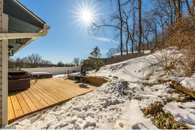 174 Watchung Ter, Scotch Plains Township, NJ 07076 - Photo 6