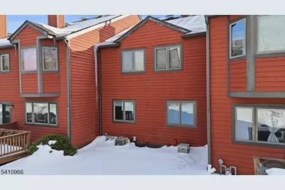 504 Clark Circle, Raritan Township, NJ 08822 - Photo 16