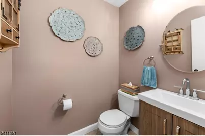 41 Lexington Ln #B, West Milford, NJ 07480 - Photo 6