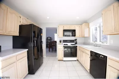 20 Fowler Dr, West Orange Township, NJ 07052 - Photo 8