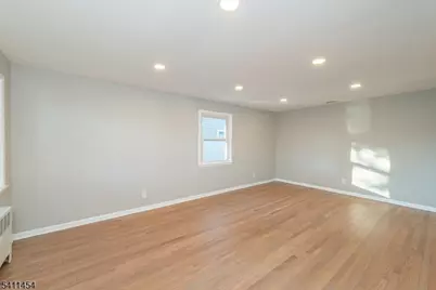 22 Washington St, Clark Township, NJ 07066 - Photo 14