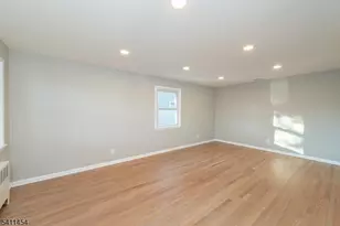 22 Washington St, Clark Township, NJ 07066 - Photo 14