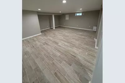 22 Washington St, Clark Township, NJ 07066 - Photo 18