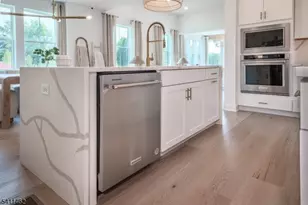 18 Errico Ln, Far Hills, NJ 07931 - Photo 22