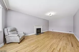 162 Mali Dr, North Plainfield, NJ 07062 - Photo 8