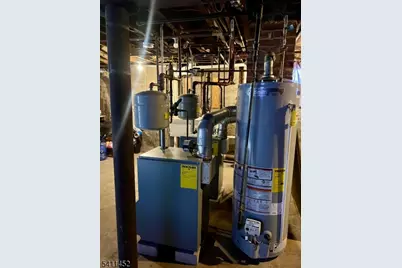 384 Morrissee Ave, Haledon, NJ 07508 - Photo 24