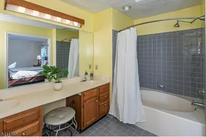 87 Castleton Rd, Montgomery Township, NJ 08540 - Photo 20