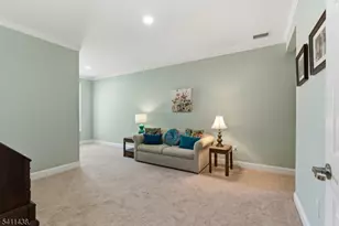 5301 Veterans Dr, Rockaway Township, NJ 07866 - Photo 14