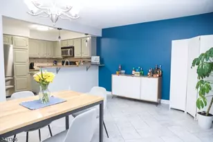 332 Greenbriar Unit, Union Township, NJ 07083 - Photo 8