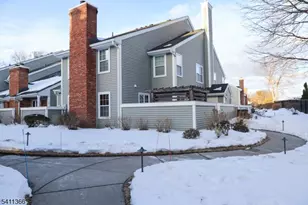 332 Greenbriar Unit, Union Township, NJ 07083 - Photo 1