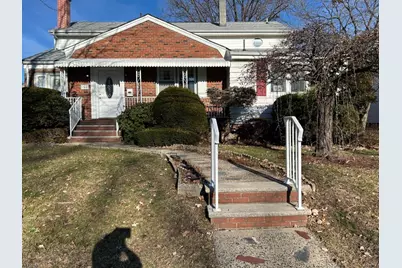102 Scoles Ave, Clifton, NJ 07012 - Photo 2