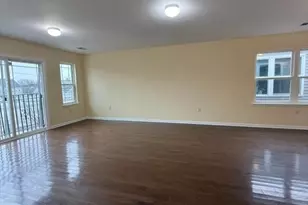 324 Port Ave, Elizabeth, NJ 07206 - Photo 4