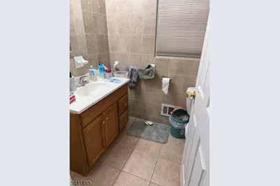 949 Olive St, Elizabeth, NJ 07201 - Photo 12