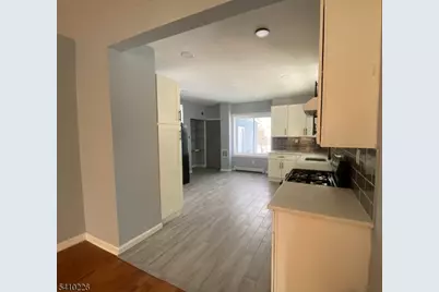 17 Walnut Ter, Bloomfield, NJ 07003 - Photo 8