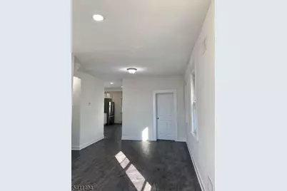 632 Chase Ave, Lyndhurst Township, NJ 07071 - Photo 14