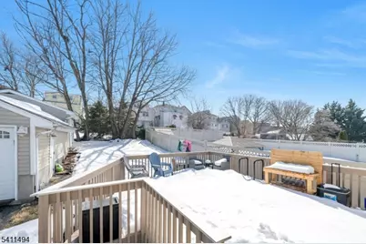 632 Chase Ave, Lyndhurst Township, NJ 07071 - Photo 22