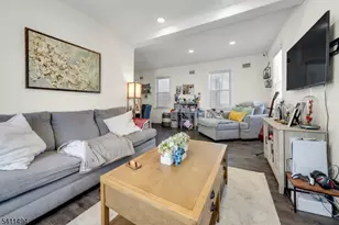 632 Chase Ave, Lyndhurst Township, NJ 07071 - Photo 2