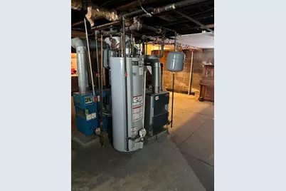 102 Scoles Ave, Clifton, NJ 07012 - Photo 26