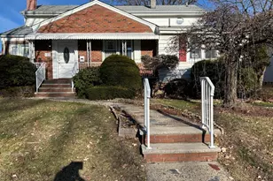 102 Scoles Ave, Clifton, NJ 07012 - Photo 2