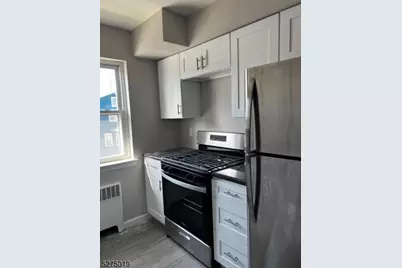 185 Watsessing Ave #8, Bloomfield, NJ 07003 - Photo 2