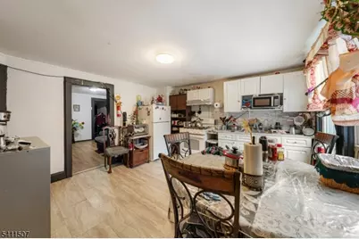 560 W Front St, Plainfield, NJ 07060 - Photo 12