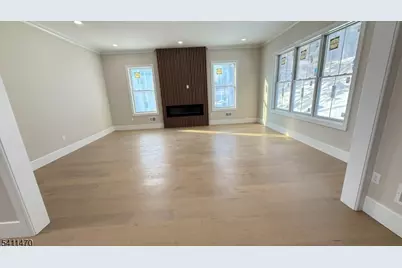 24 Peterson Rd, Wayne, NJ 07470 - Photo 10