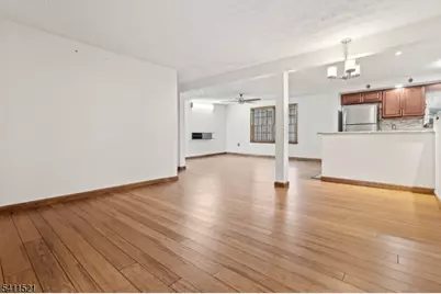 85 Merseles St, Jersey City, NJ 07302 - Photo 2