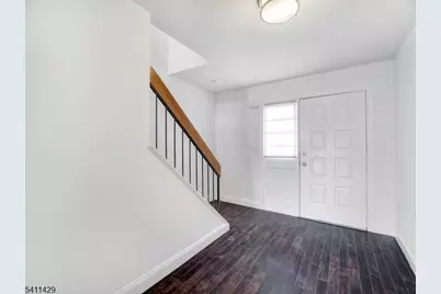 186 Patriots Rd, Parsippany, NJ 07950 - Photo 4