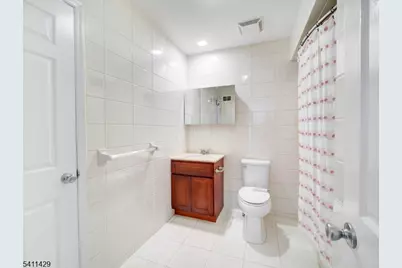 186 Patriots Rd, Parsippany, NJ 07950 - Photo 26