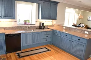 16 Main St, Sparta Township, NJ 07871 - Photo 4