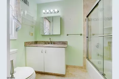 184 Patriots Rd, Parsippany, NJ 07950 - Photo 18