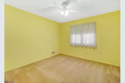 184 Patriots Rd, Parsippany, NJ 07950 - Photo 20