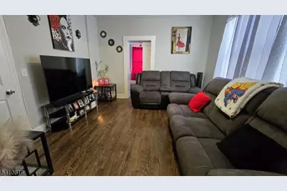 190 Columbia Ave, Passaic, NJ 07055 - Photo 4