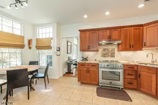 301 Kensington Ln, Livingston Twp., NJ 07039 - Photo 4