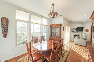 301 Kensington Ln, Livingston Twp., NJ 07039 - Photo 8