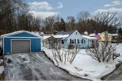 8 Myrtle Ave, Mount Olive, NJ 07828 - Photo 1