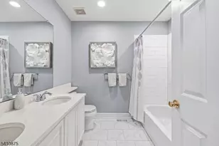 31 Gannett Ct, Wayne, NJ 07470 - Photo 8