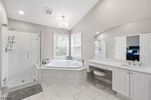 31 Gannett Ct, Wayne, NJ 07470 - Photo 10