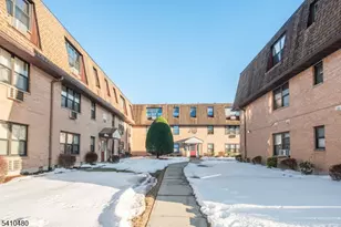 12 N End Dr, Secaucus, NJ 07094 - Photo 2