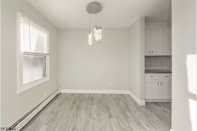 12 N End Dr #12, Secaucus, NJ 07094 - Photo 4