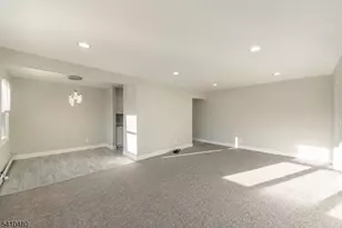 12 N End Dr, Secaucus, NJ 07094 - Photo 6