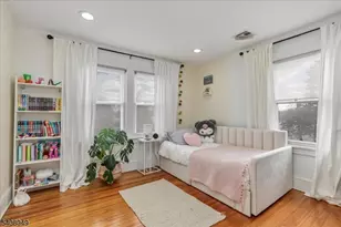 1044 Madison Hill Rd, Clark Township, NJ 07066 - Photo 16