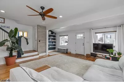 1044 Madison Hill Rd, Clark Township, NJ 07066 - Photo 8