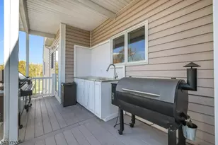 10 Cliffside Dr, Franklin Township, NJ 08886 - Photo 38