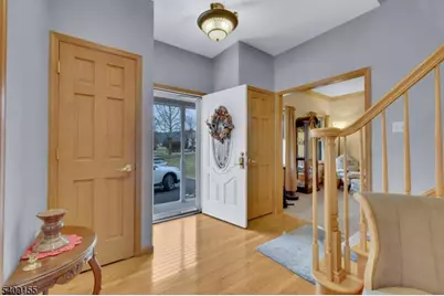 10 Cliffside Drive, Franklin Township, NJ 08886 - Photo 8