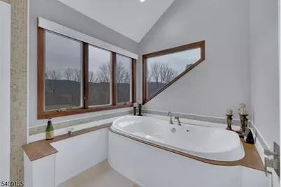 10 Cliffside Drive, Franklin Township, NJ 08886 - Photo 30