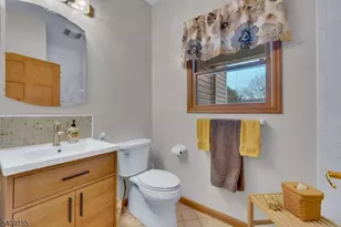 10 Cliffside Dr, Franklin Township, NJ 08886 - Photo 22